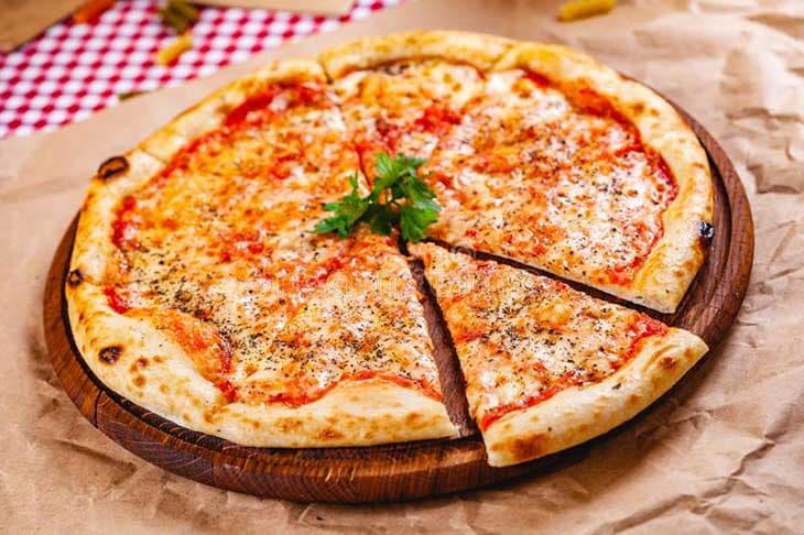 🍕 Ինչու՞ է պիցցան կոչվում «Մարգարիտա»․ համեղ լեգենդ թագուհու մասին