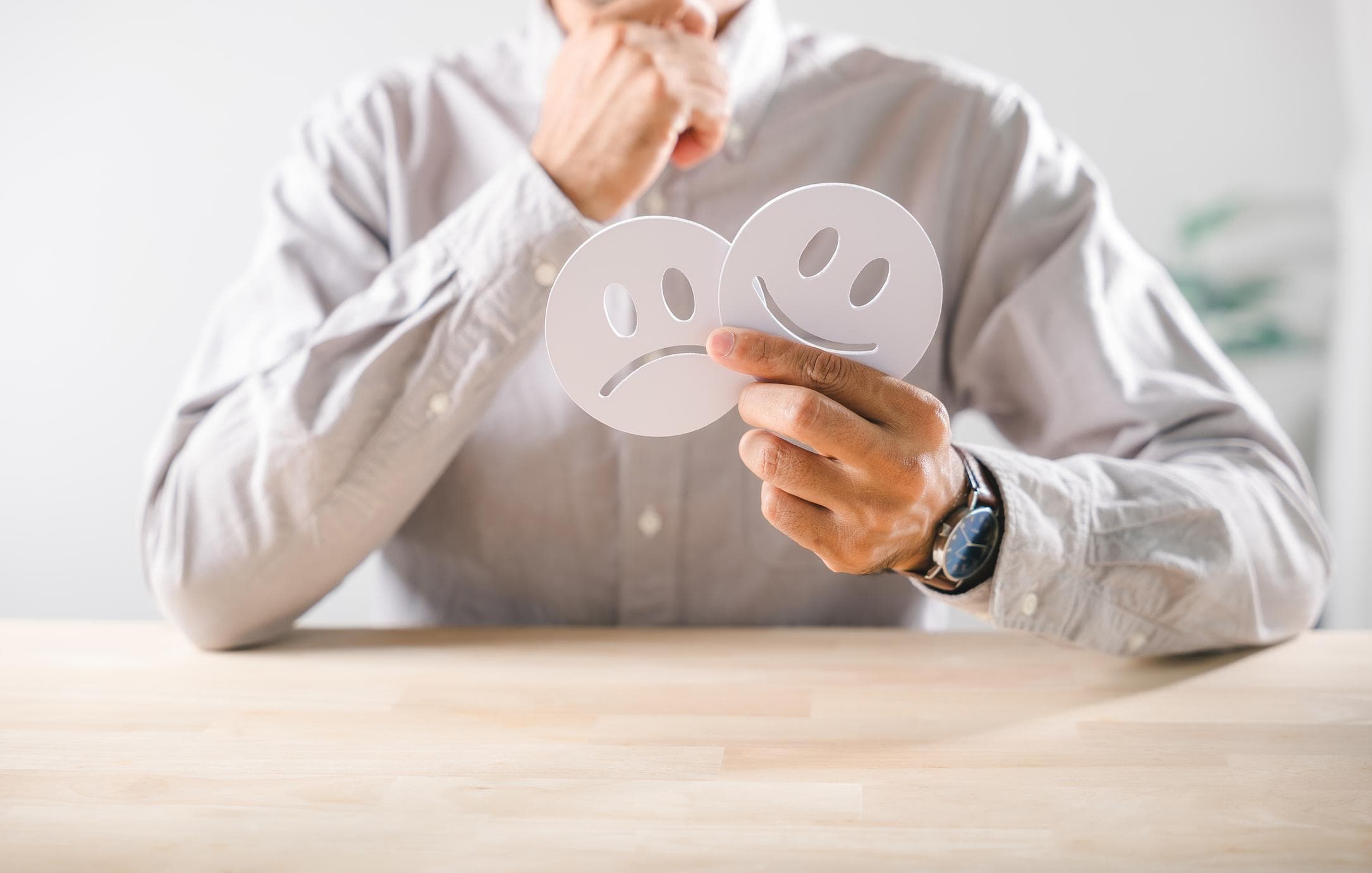 😐 Ինչու՞ ենք մենք ձևացնում, որ ամեն ինչ լավ է