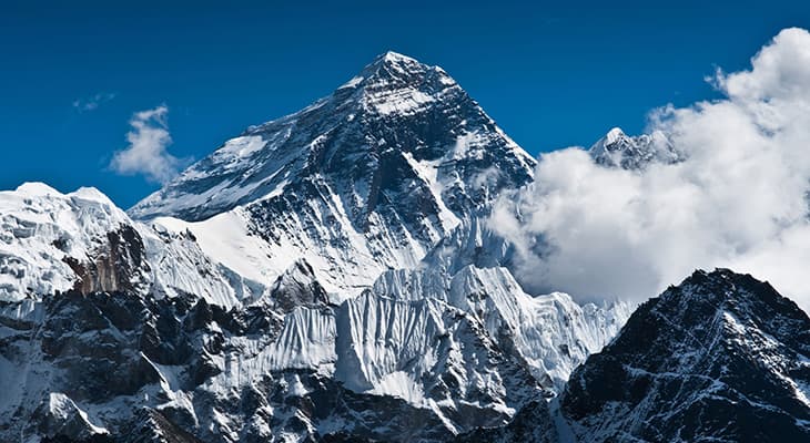 🏔️ Էվերեստ․ աշխարհի ամենաբարձր գագաթը և մարդու սահմանների փորձությունը