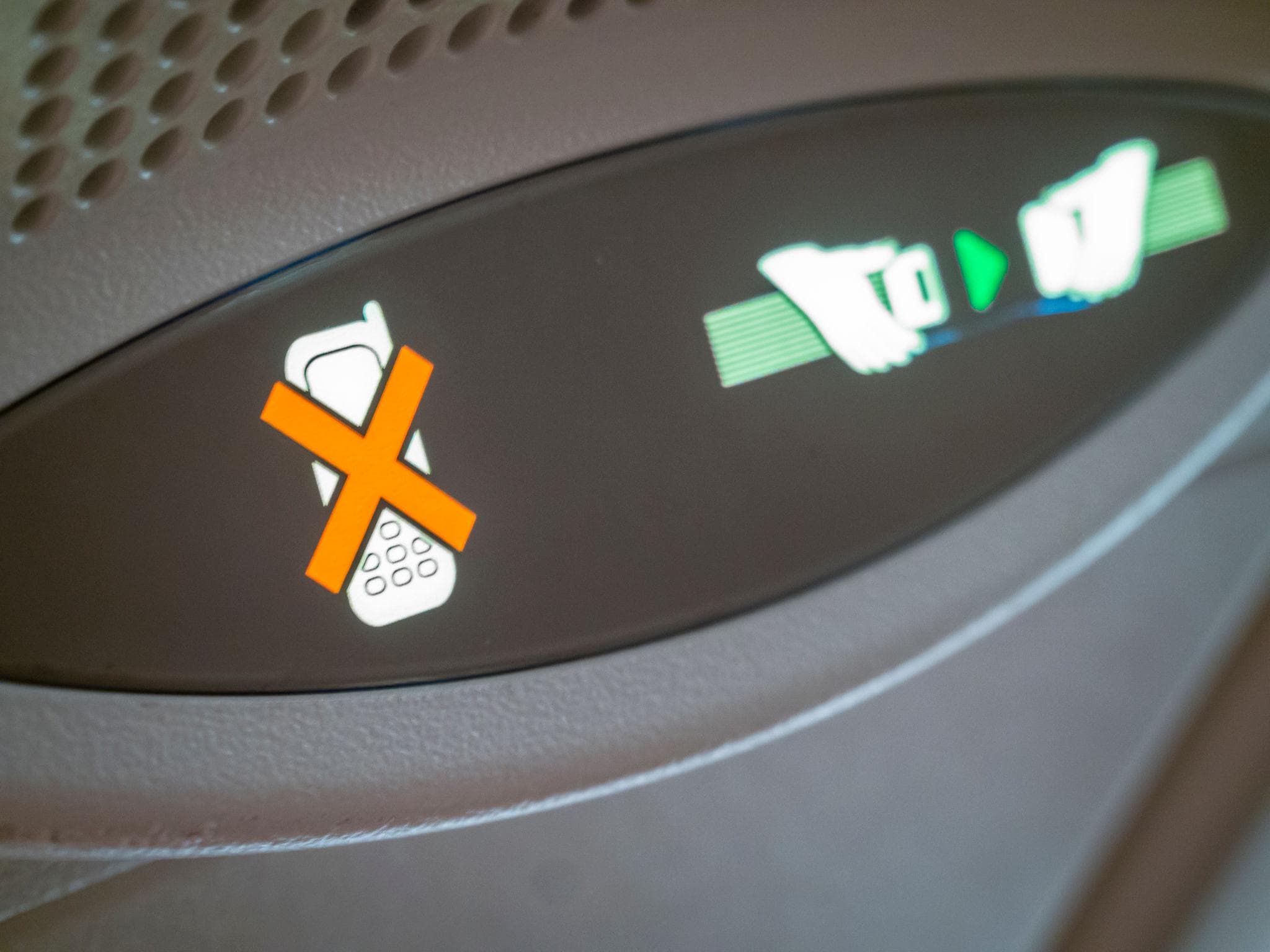 ✈️ Ի՞նչ կլինի, եթե չմիացնես «airplane mode» ինքնաթիռում